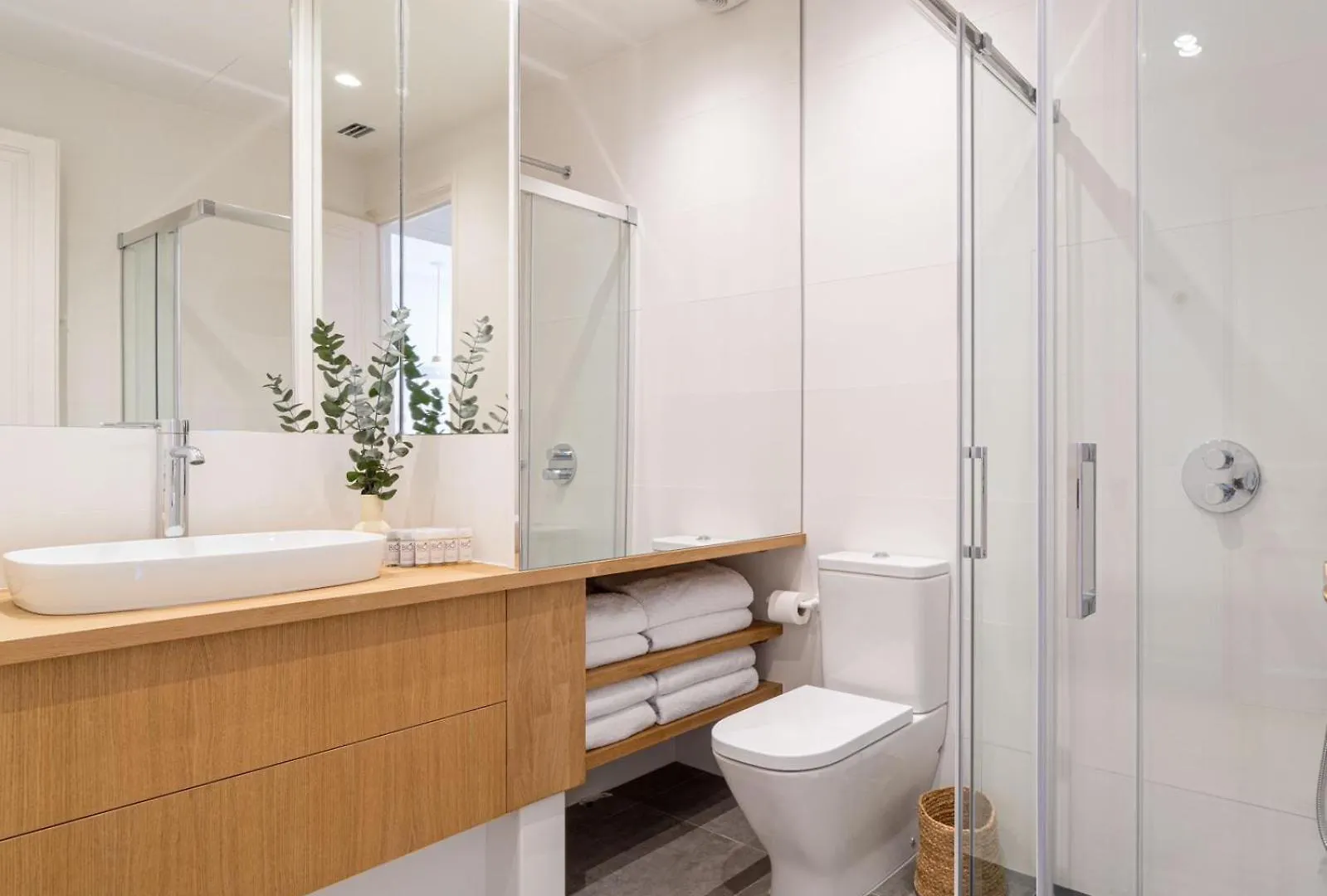 Milenial Immo Adc1-1 Apartment 200M Dali Museum Φιγκέρες